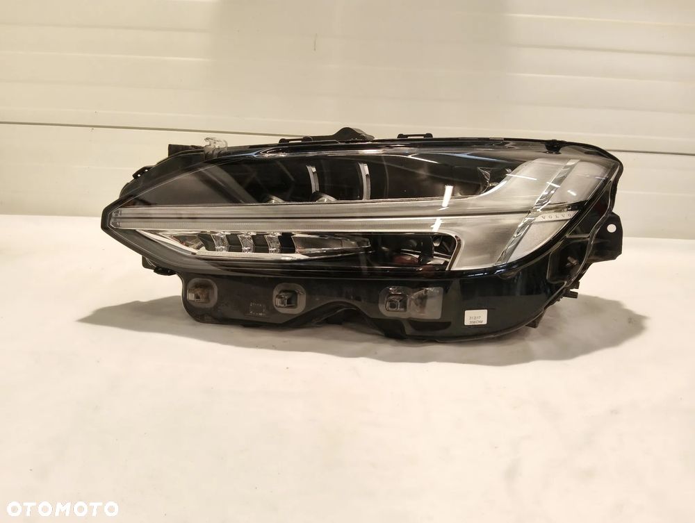 Volvo S90, V90 LED PRZÓD STRONA LEWA 31386164 - 1