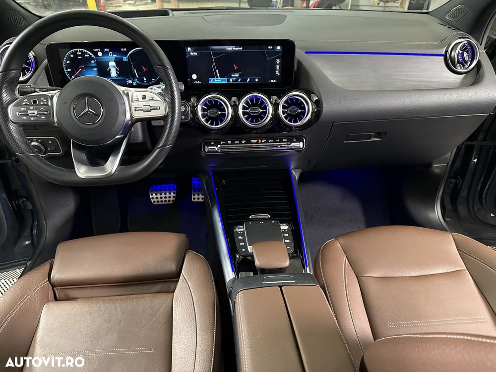 Mercedes-Benz GLA - 10