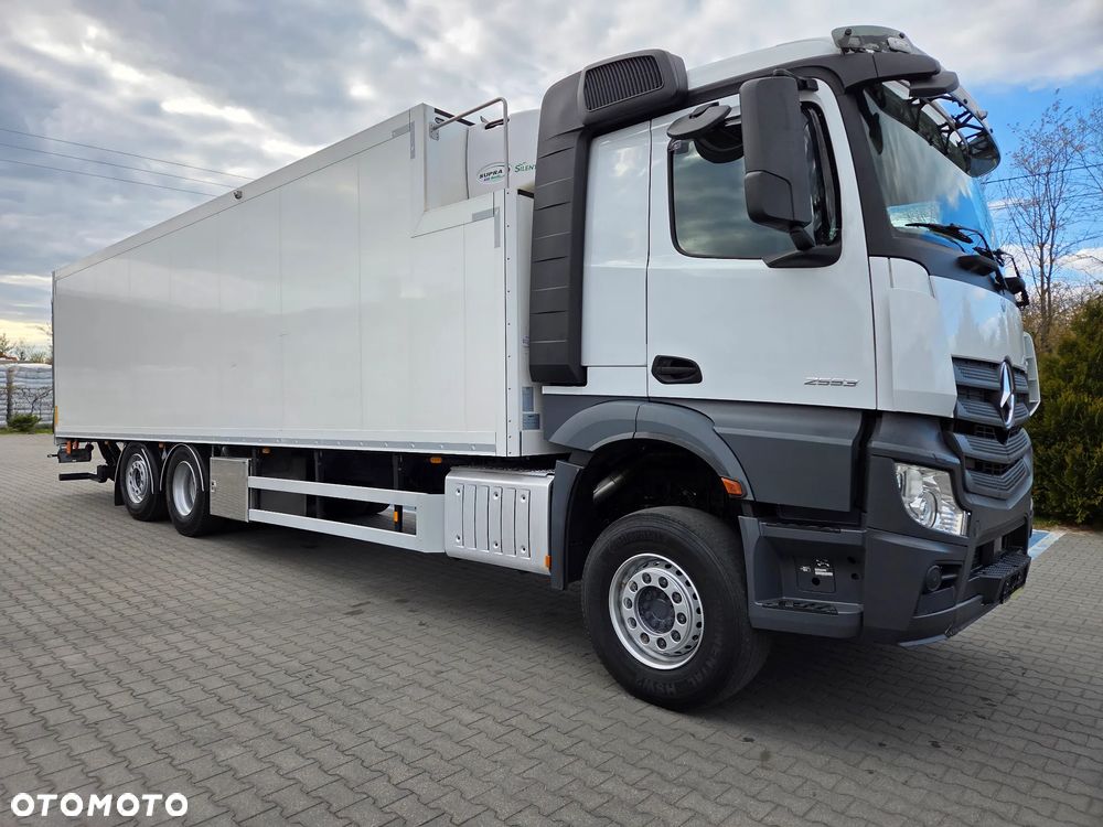 Mercedes-Benz Actros 2553 - 40