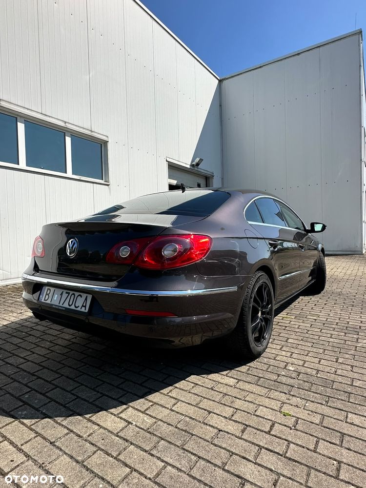 Volkswagen Passat 2.0 TDI Comfortline - 4