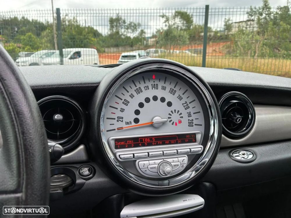 MINI Cabrio Cooper S - 22