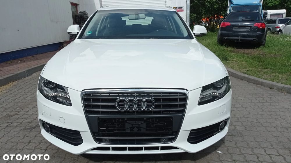 Audi A4 Avant 2.0 TFSI Attraction - 31