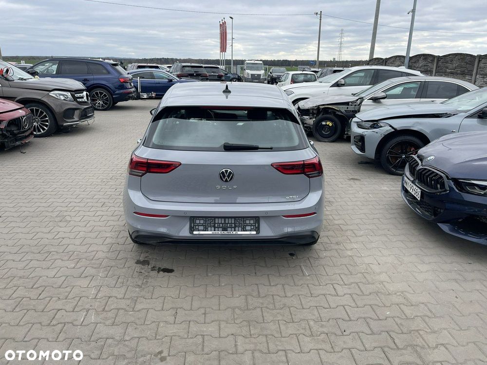 Volkswagen Golf 1.5 eTSI OPF DSG Life - 9