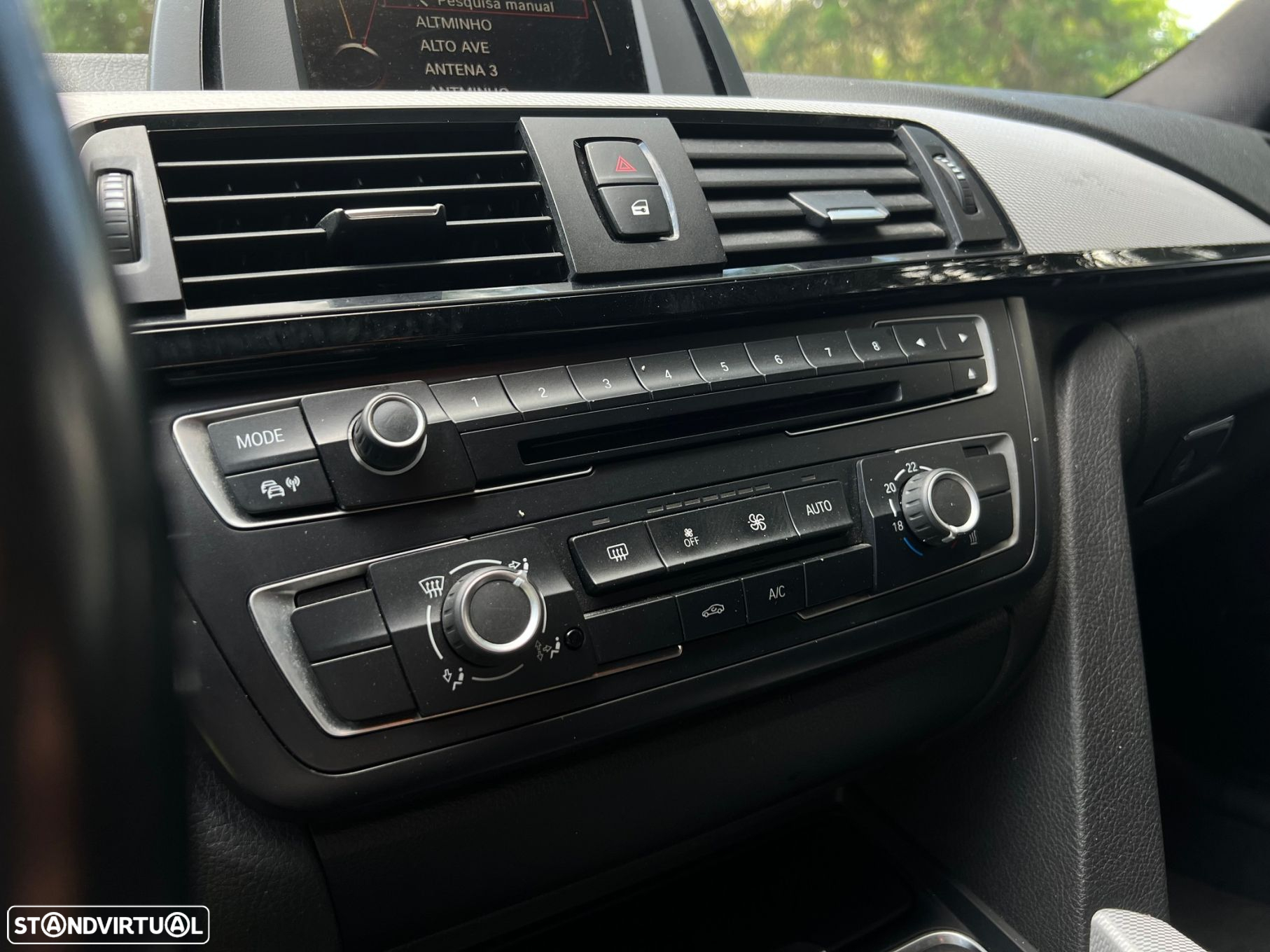 BMW 318 d Touring Pack M - 31