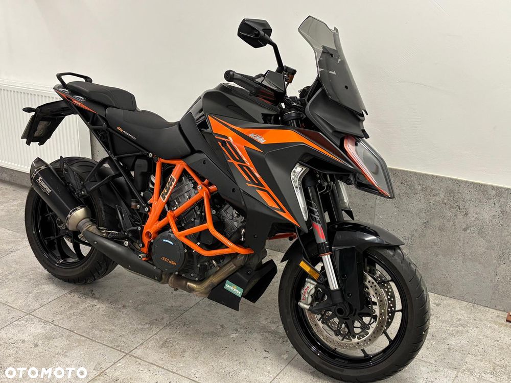 KTM Super Duke - 23