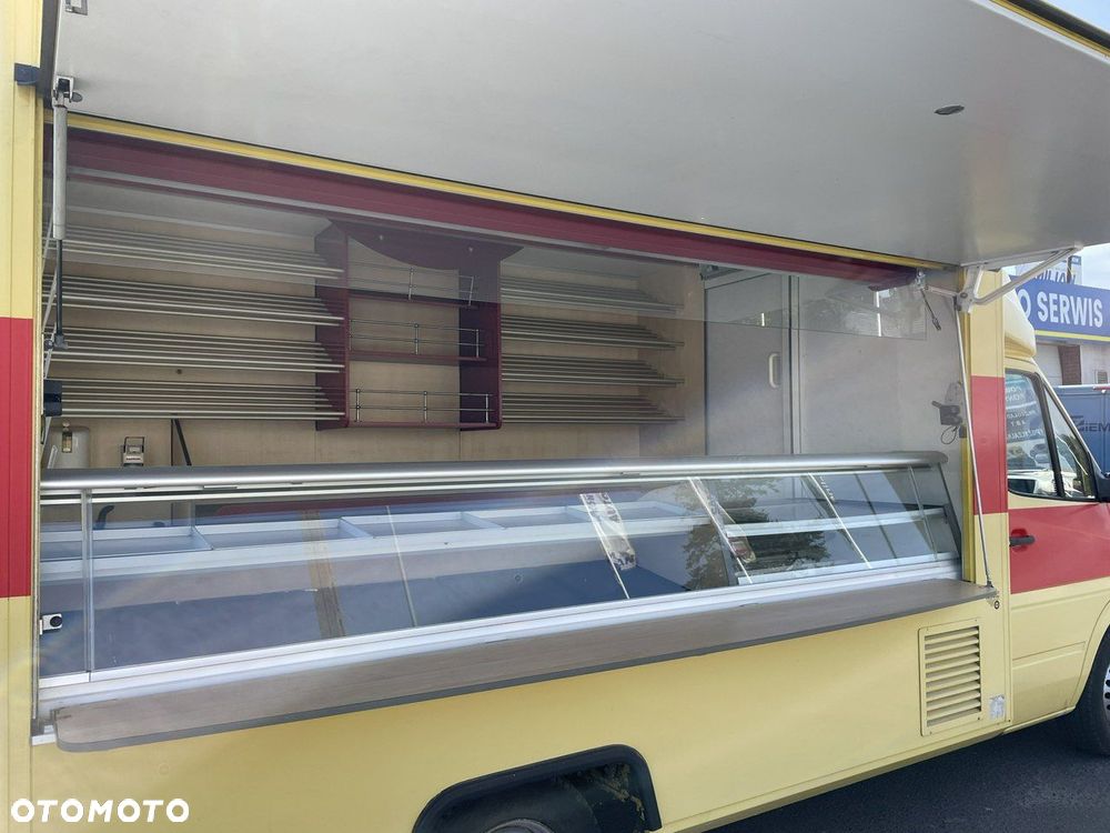 Mercedes-Benz Sprinter - 5