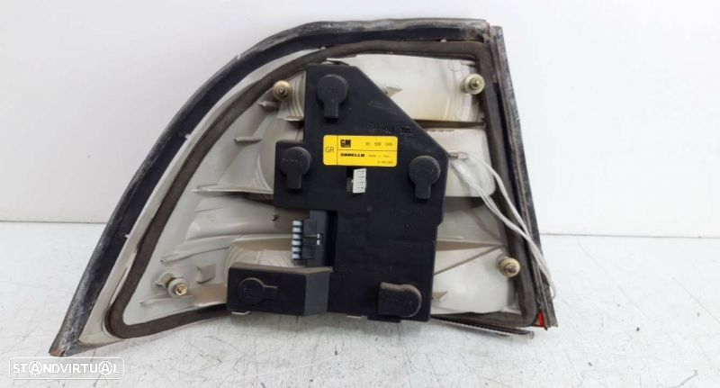 Farolim Tras Direito Painel Stop Opel Vectra B (J96) - 2