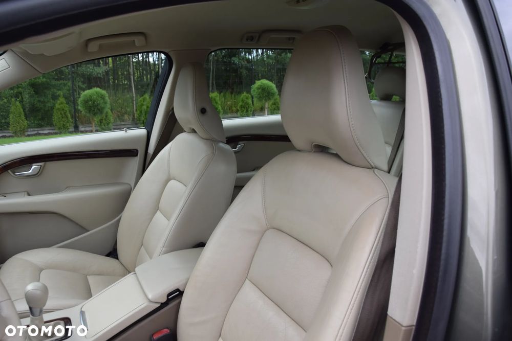 Volvo V70 - 23