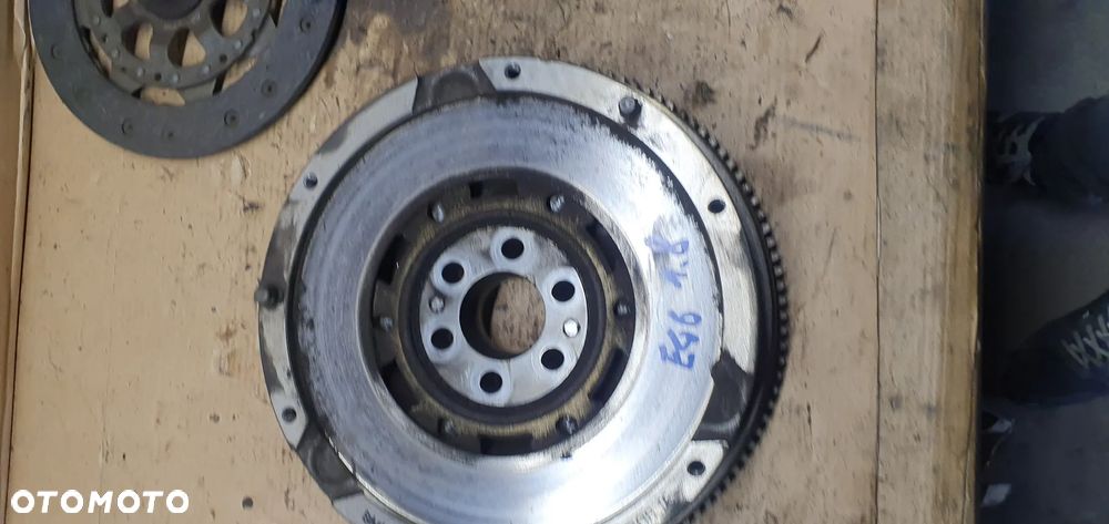Sprzęgło dwumas koło dwumasowe BMW 3 E46 1.8i 7512693 - 2