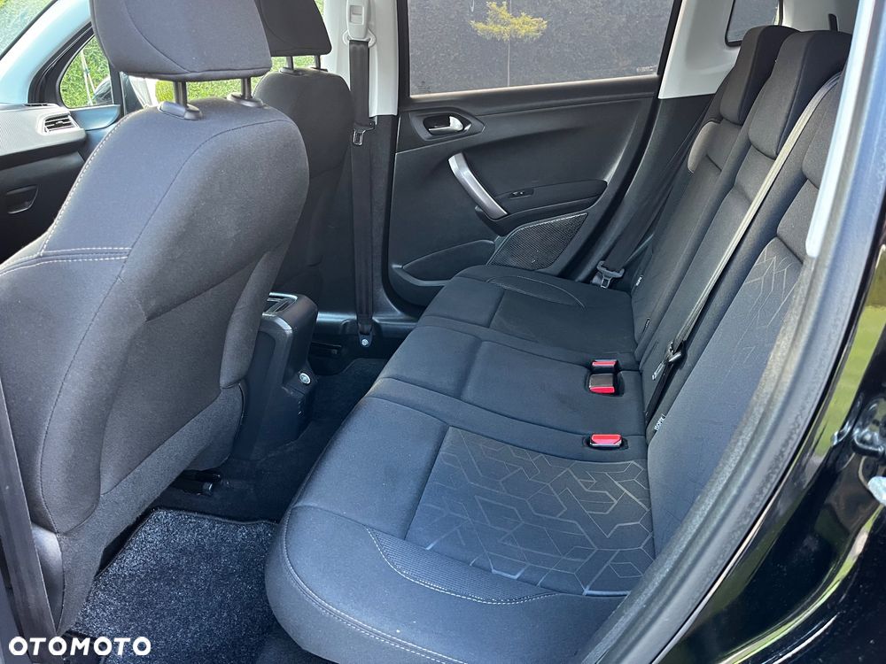 Peugeot 2008 - 17