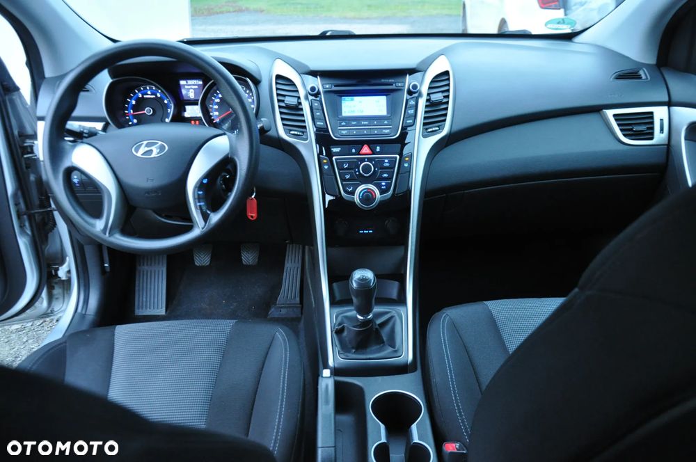 Hyundai i30 1.4 Comfort - 6