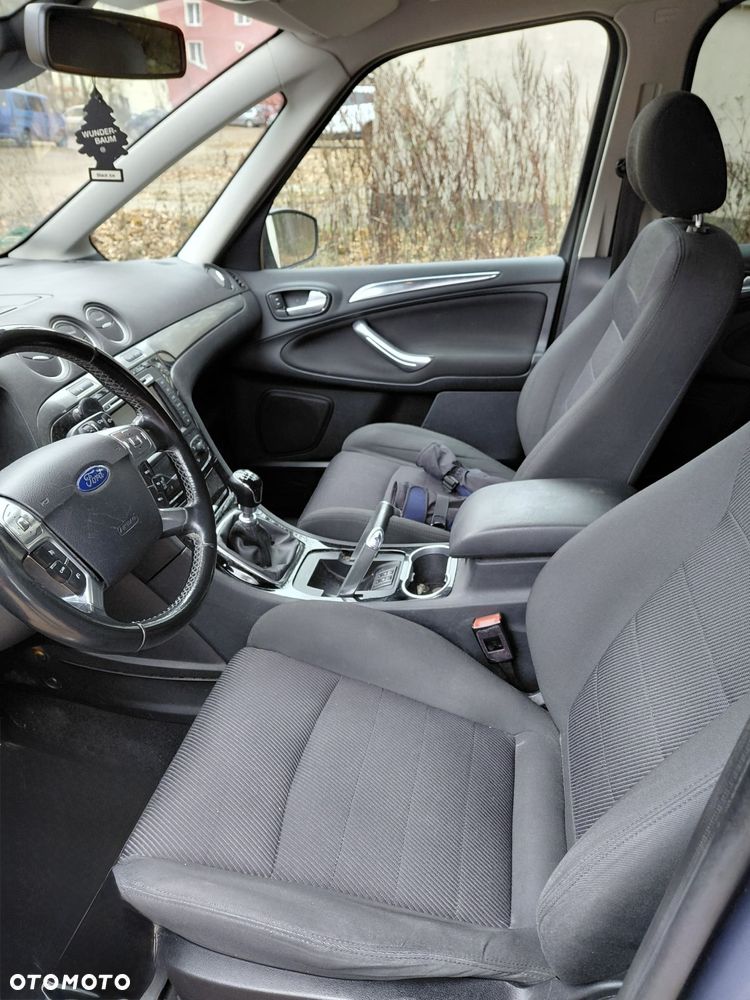 Ford Galaxy 2.0 TDCi Titanium - 13