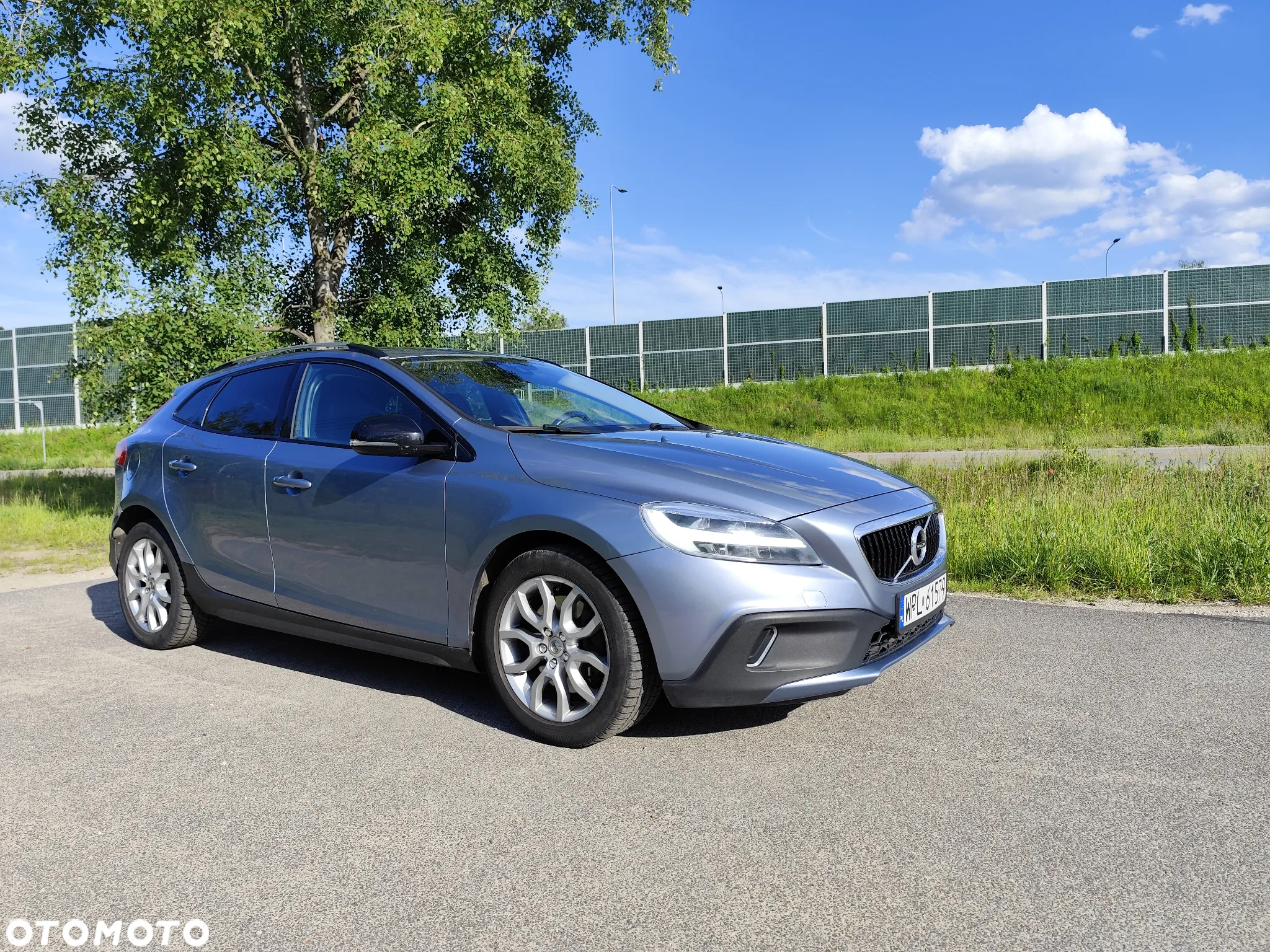 Volvo V40 Cross Country - 2