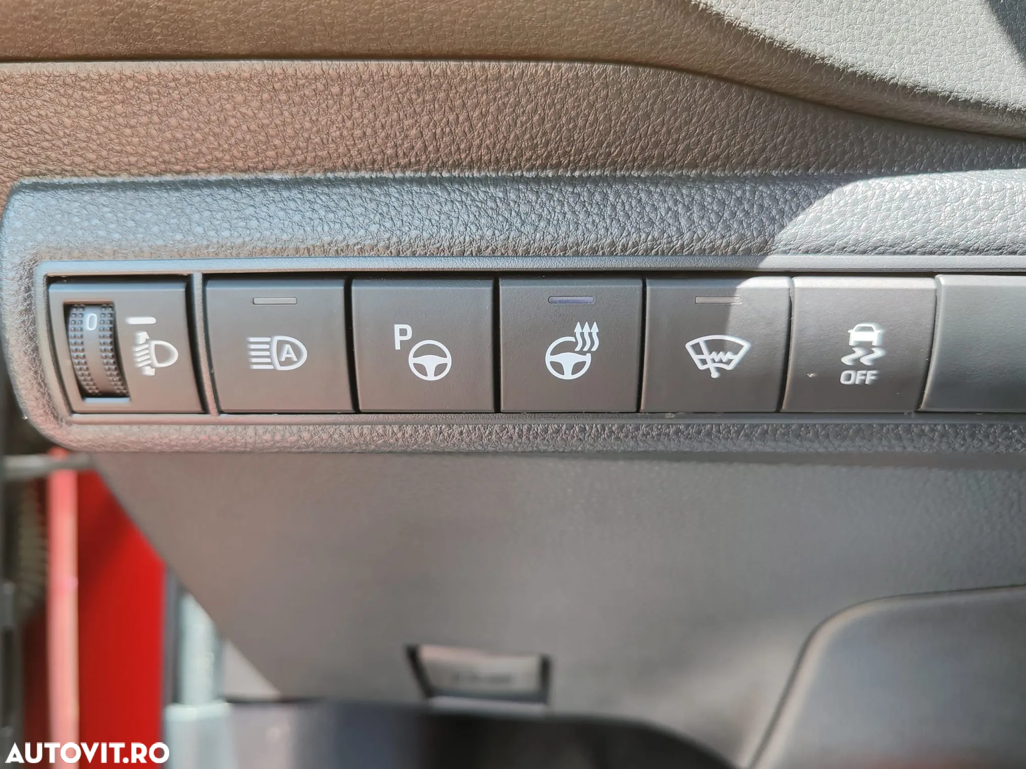Toyota Corolla 1.8 HSD Exclusive GR Sport - 13