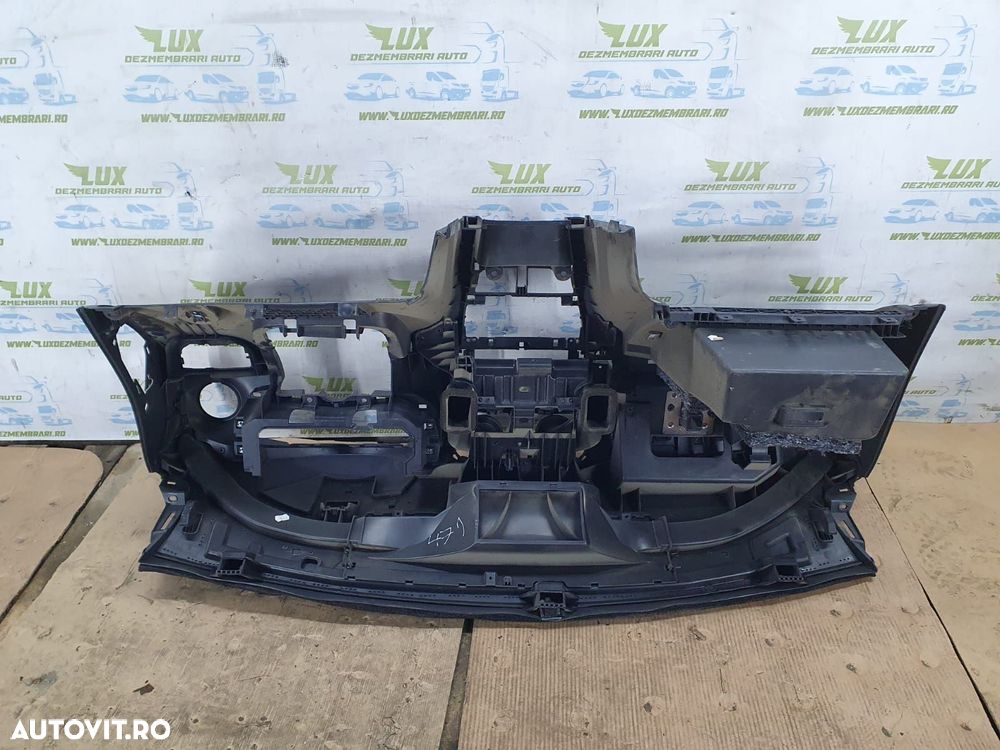 Plansa bord 681004784r Dacia Logan 2 [facelift] [2017 - 2020] MCV 1.0 - 2