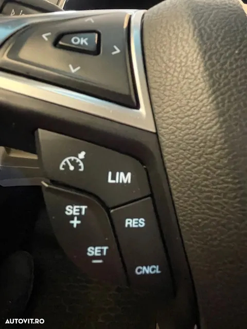 Ford Edge 2.0 TDCi Powershift Titanium - 22