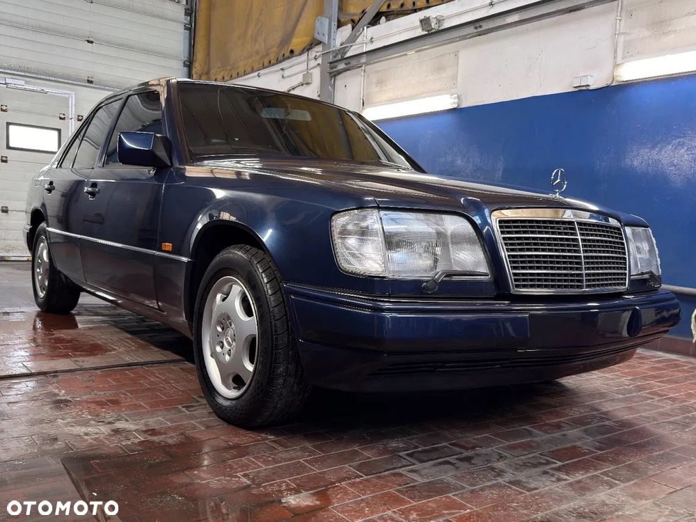 Mercedes-Benz Klasa E - 4