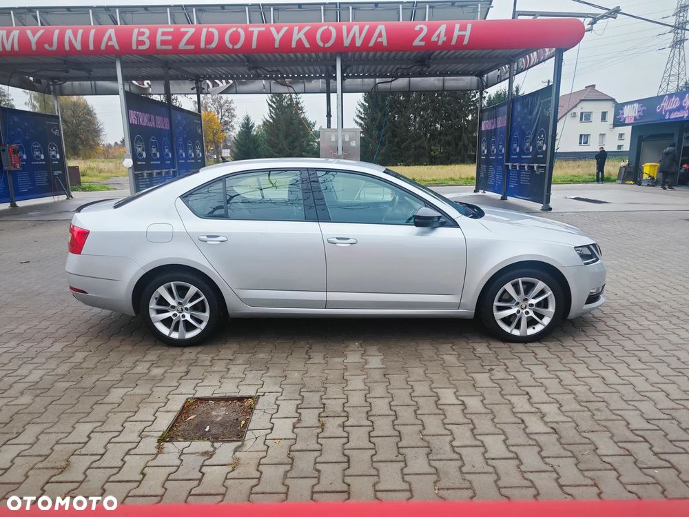 Skoda Octavia 2.0 TSI 4x4 Style DSG - 5