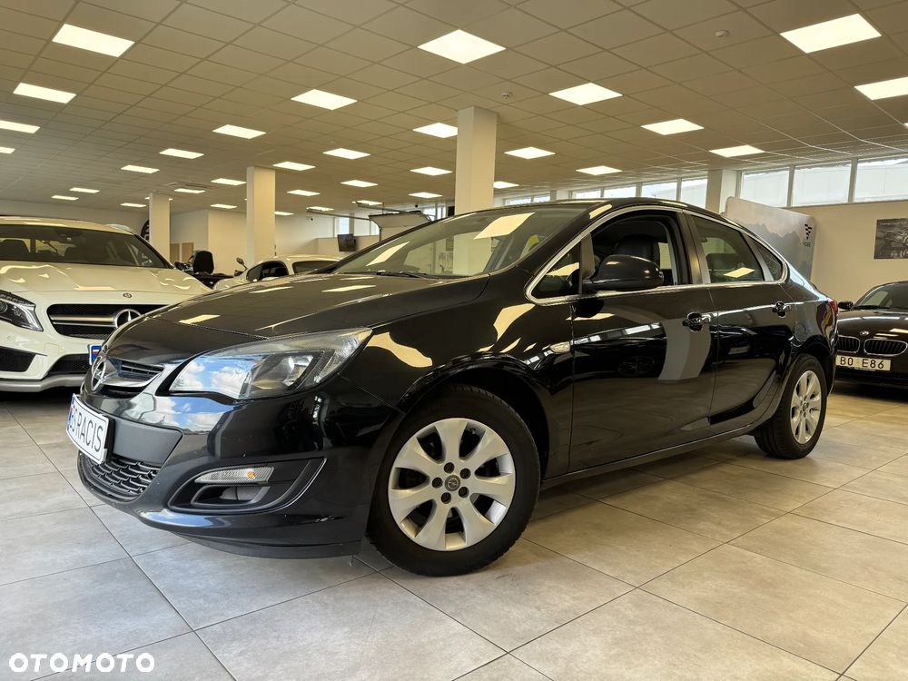 Opel Astra IV 1.4 T Business