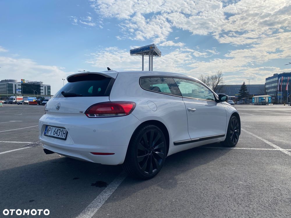 Volkswagen Scirocco 1.4 TSI DSG - 3