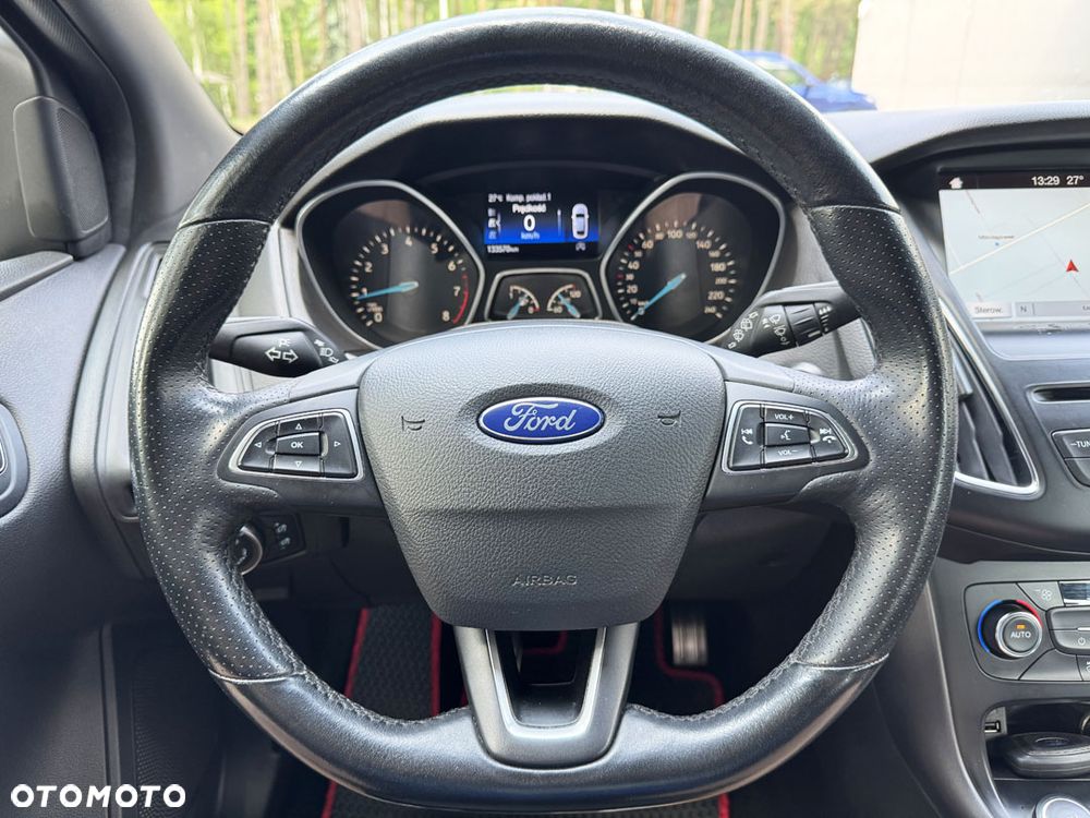 Ford Focus 1.0 EcoBoost Start-Stopp-System ST-LINE - 21