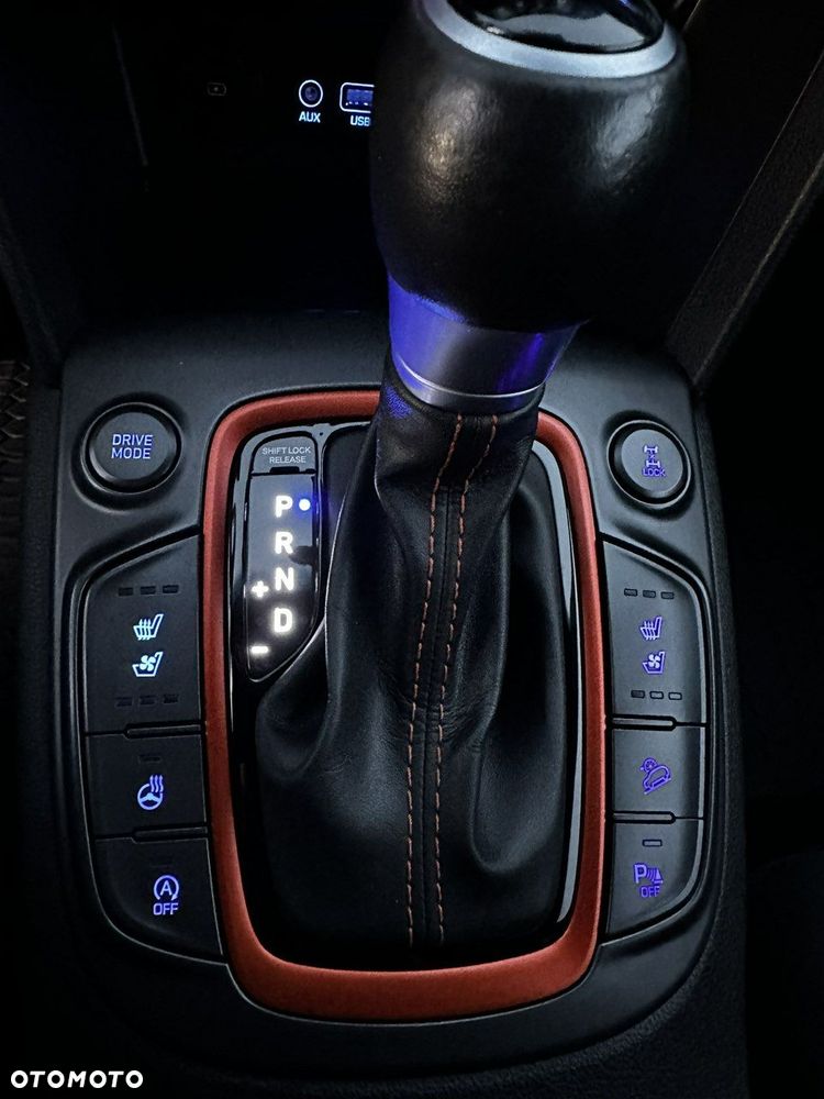 Hyundai Kona 1.6 T-GDI DCT 4WD Premium - 27