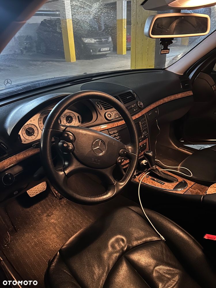 Mercedes-Benz Klasa E 320 CDI 7G-TRONIC Avantgarde - 13