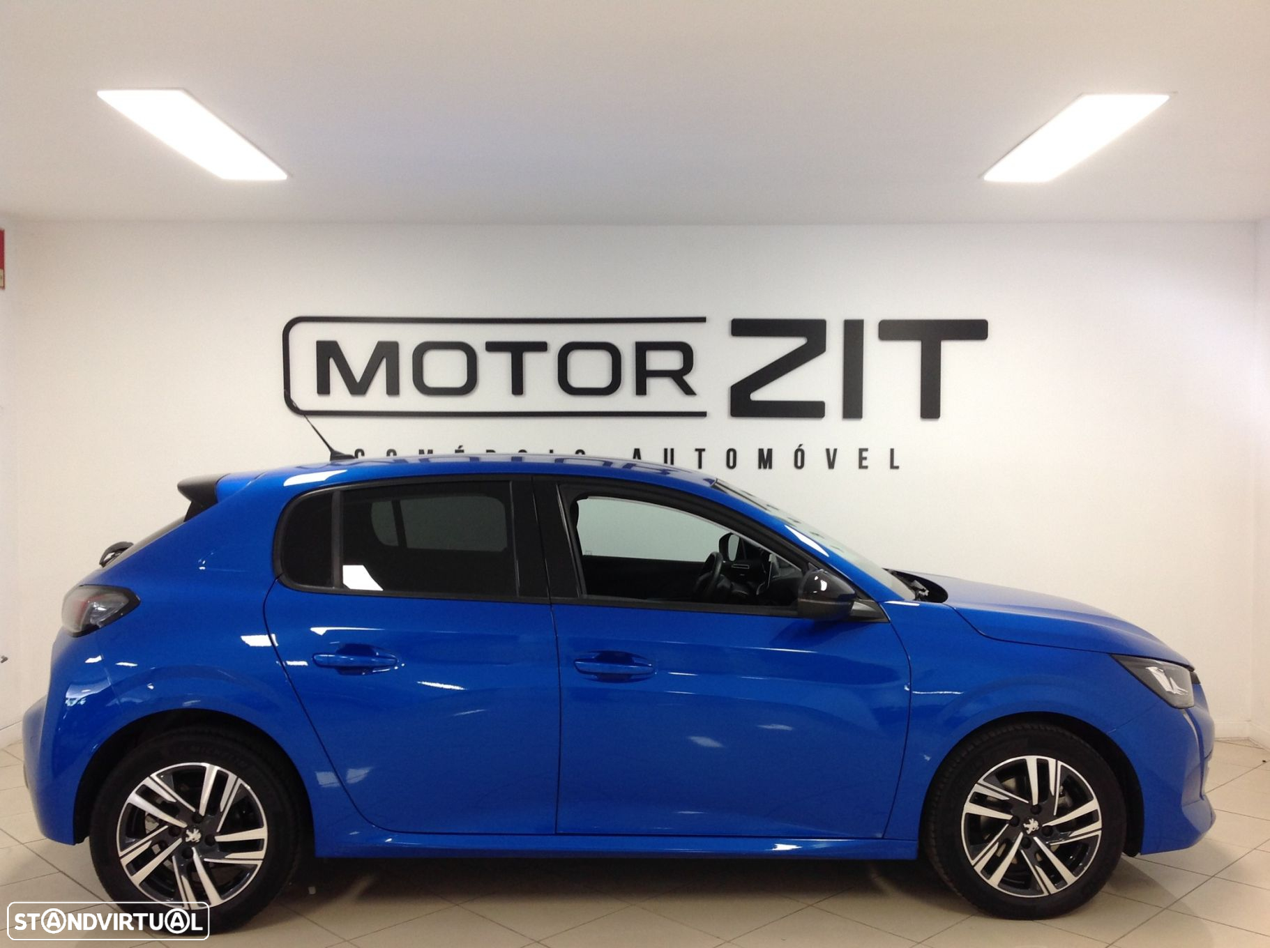 Peugeot 208 1.2 PureTech Allure - 5