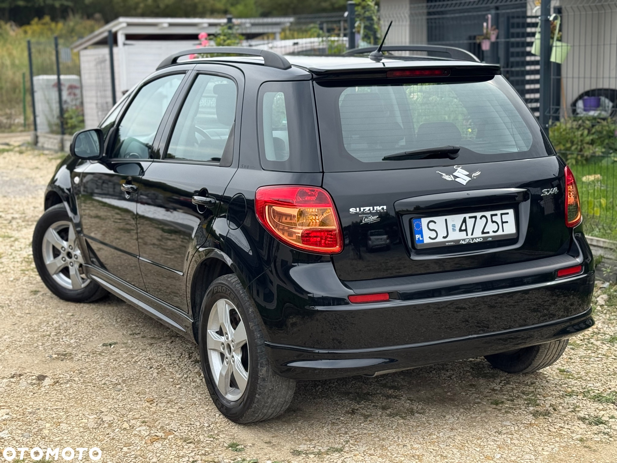 Suzuki SX4 1.6 Comfort Plus - 11