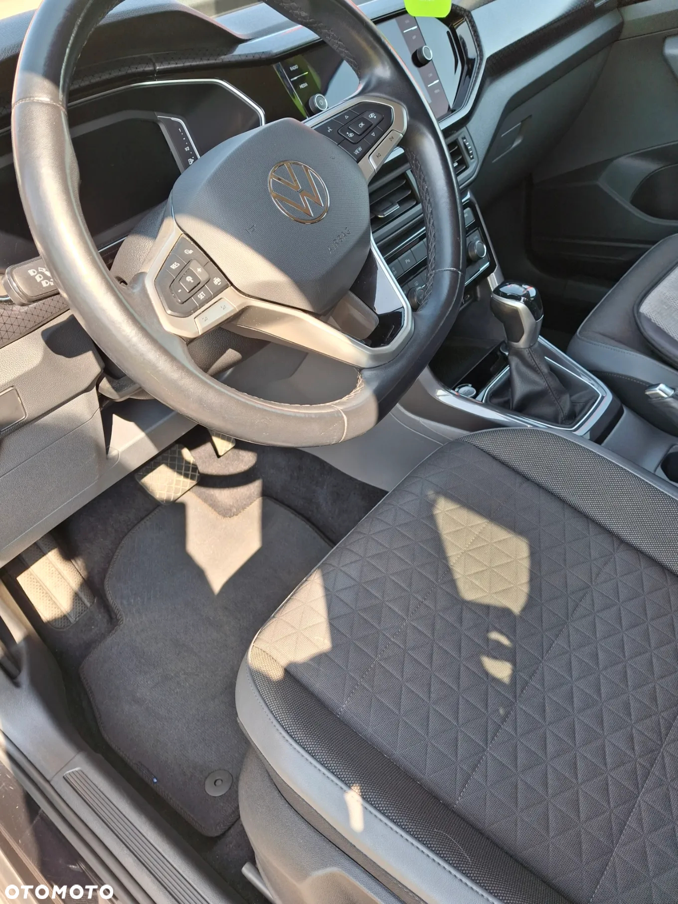 Volkswagen T-Cross 1.0 TSI Style DSG - 6