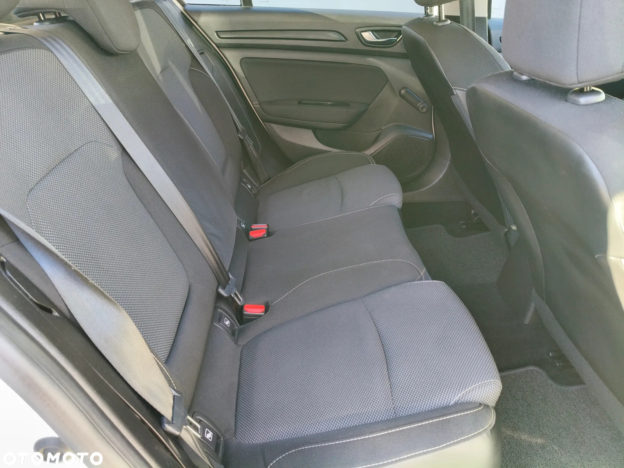 Renault Megane 1.3 TCe FAP Business - 10