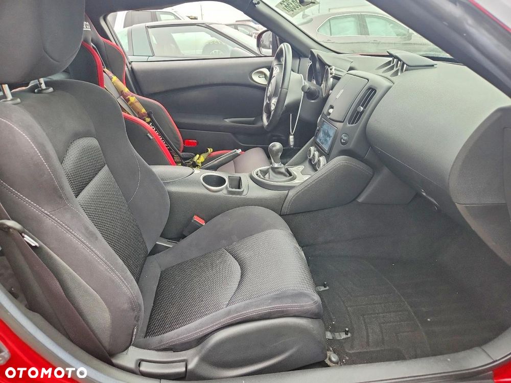 Nissan 370 Z 3.7 V6 Black Edition - 11