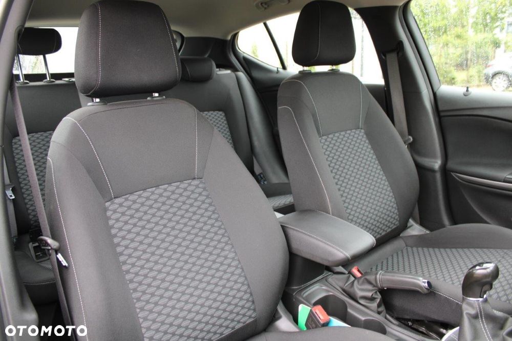 Opel Astra V 1.0 T Enjoy S&S - 10