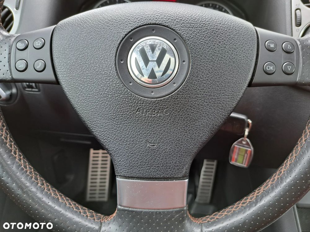 Volkswagen Tiguan - 28
