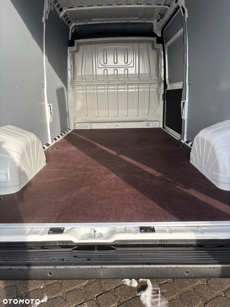 Toyota Proace MAX - 9