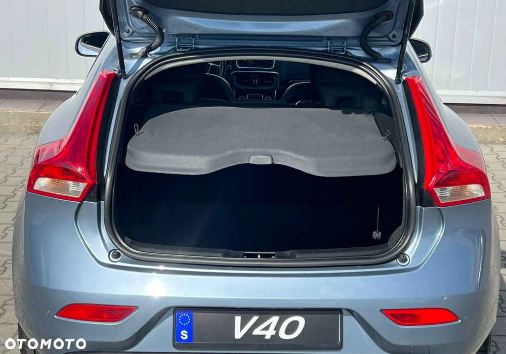Volvo V40 - 13