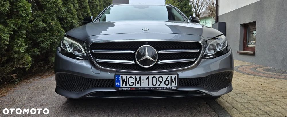 Mercedes-Benz Klasa E 220 d 9G-TRONIC - 17