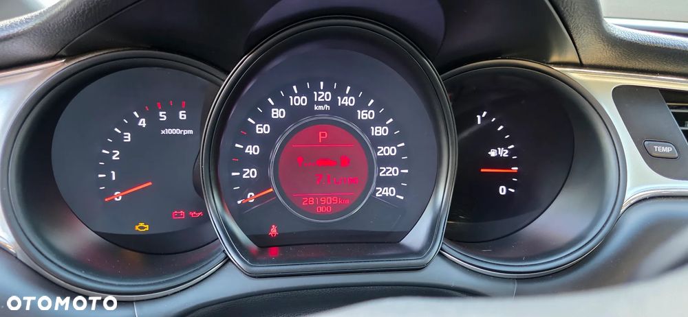 Kia Ceed 1.6 CRDi L Business Line DCT - 10