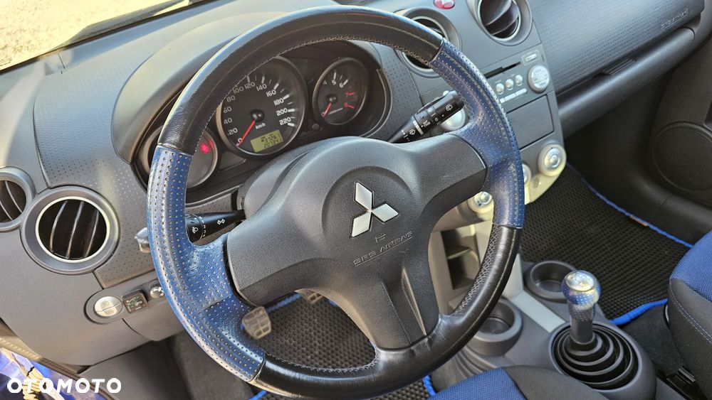 Mitsubishi Colt 1.3 Invite - 19