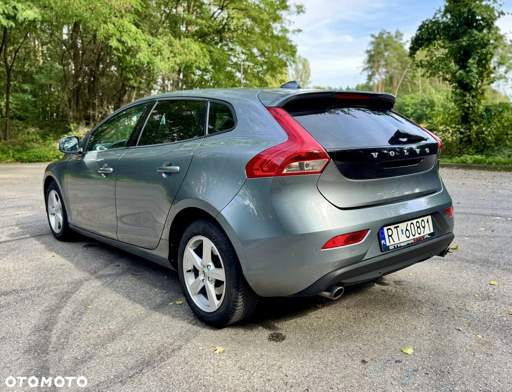 Volvo V40 D3 Drive-E Momentum - 3