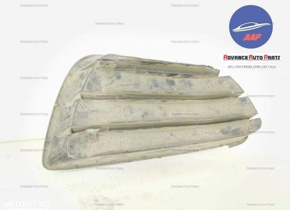 Grila proiector stanga originala in stare buna Fiat Punto 2 [facelift] - 3