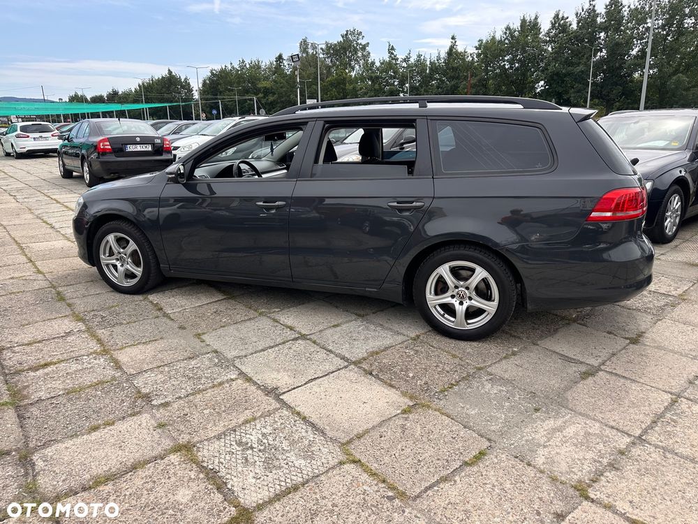 Volkswagen Passat 2.0 TDI Comfortline R-Style - 3