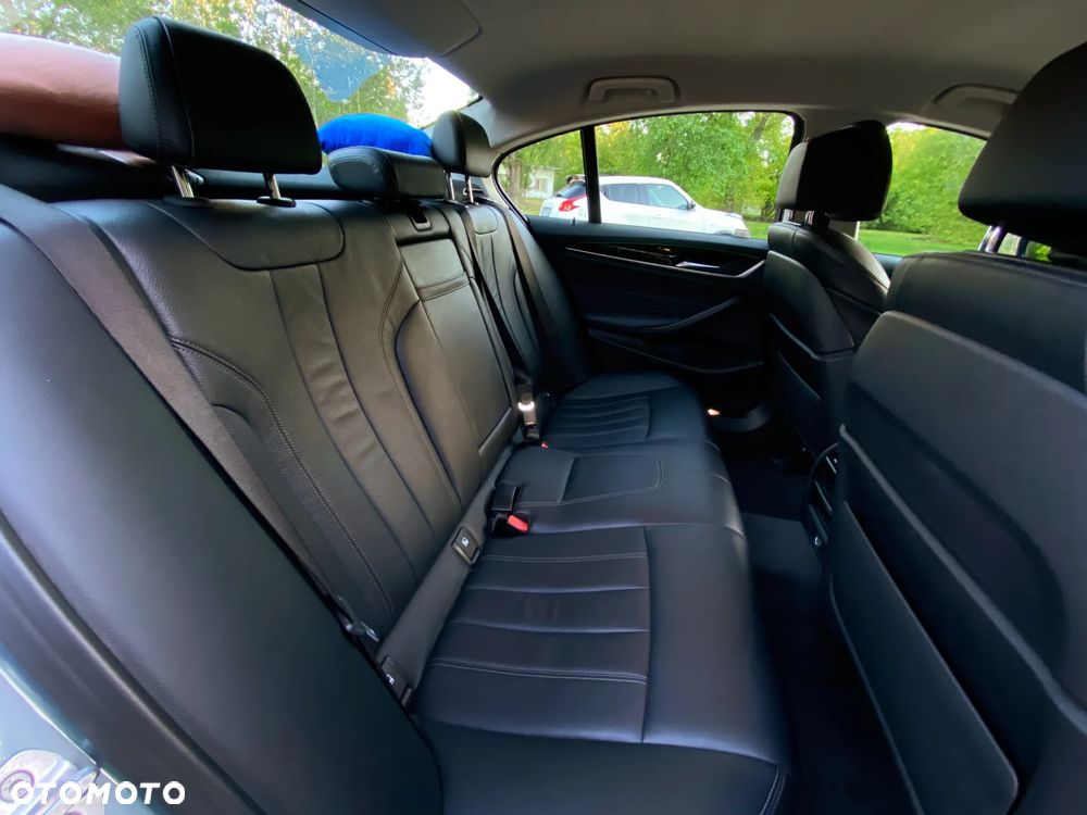 BMW Seria 5 520d xDrive Sport Line sport - 16