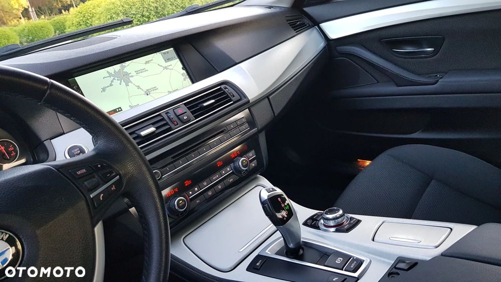 BMW Seria 5 520d Modern Line - 6