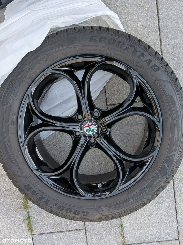 Alfa Romeo Stelvio - 38