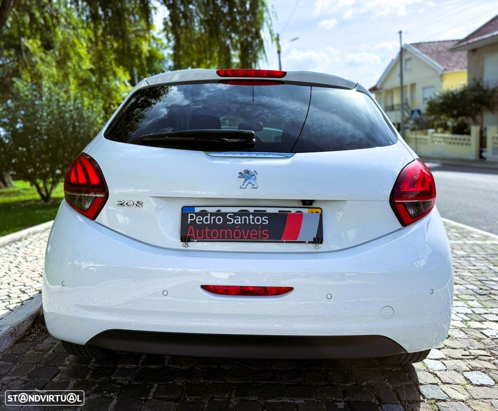 Peugeot 208 1.6 BlueHDi Style - 6