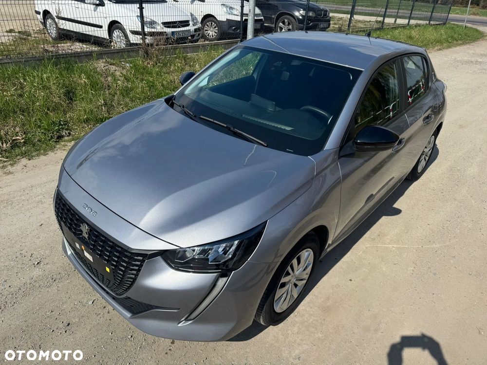 Peugeot 208 - 11