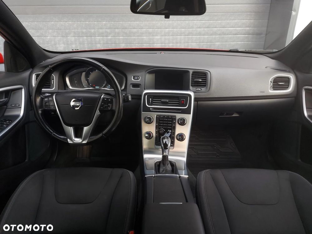 Volvo V60 D4 Drive-E Base - 16