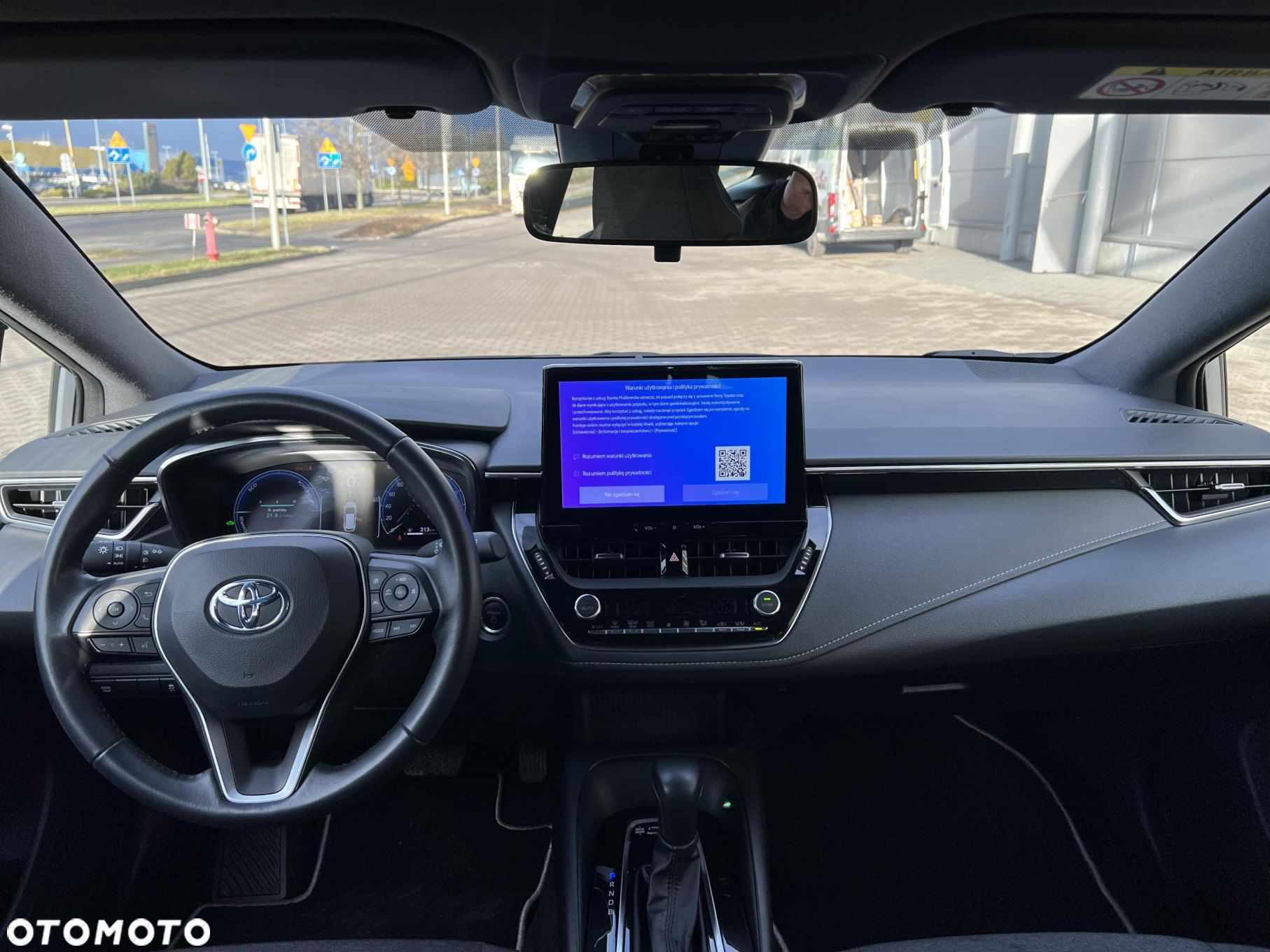 Toyota Corolla - 12