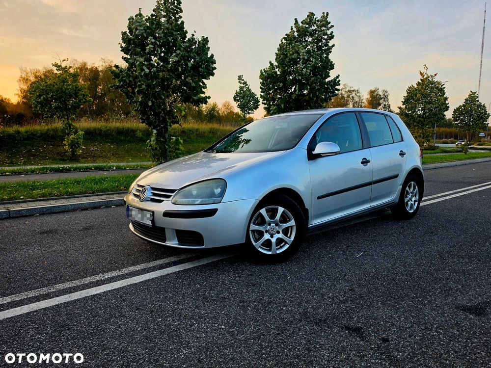 Volkswagen Golf - 3